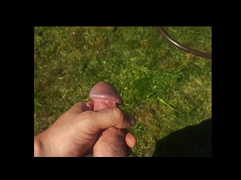 ❤️ Hot hottie gets her pink pussy fucked and cums with a squirt in a summer garden ☑ Sex video at porn en-us.sexygirlspics-com.ru